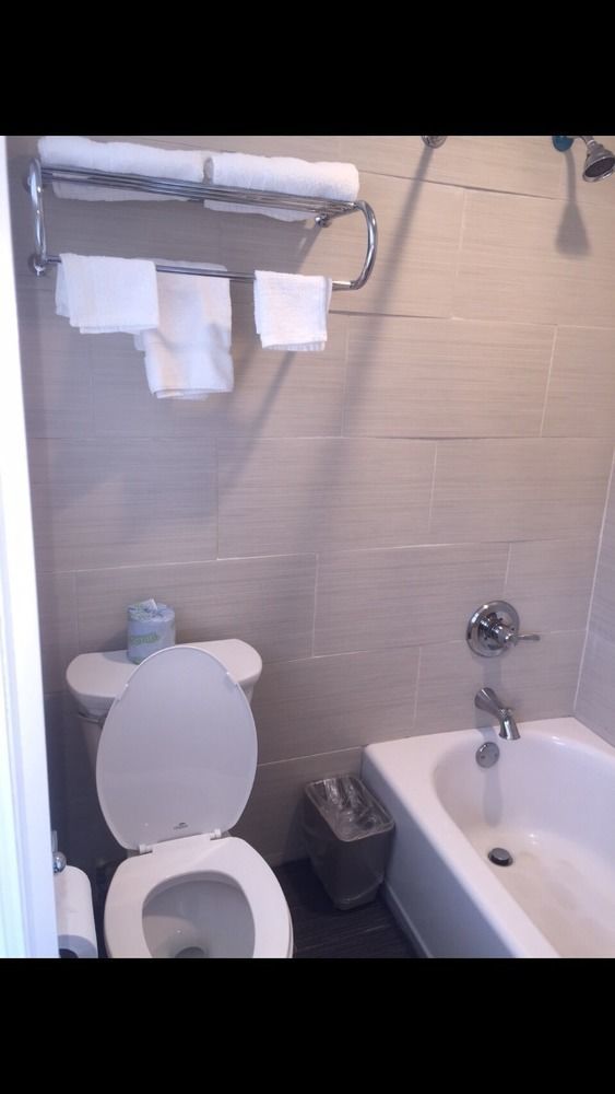 Inn At Jericho Екстер'єр фото